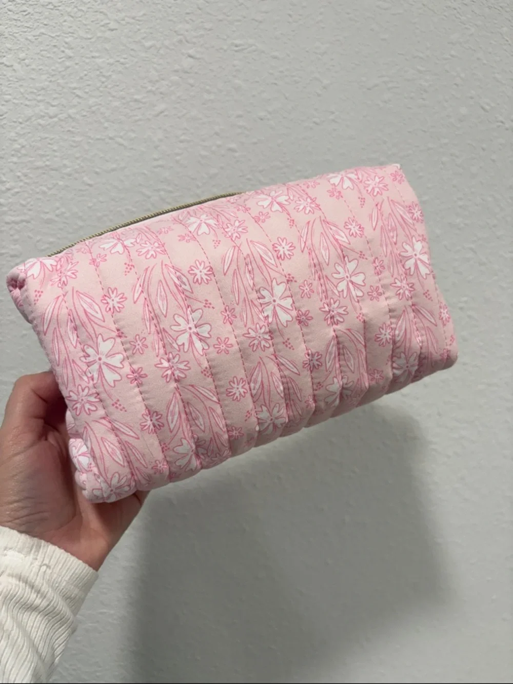✨💖 Abuela Quilted Makeup Pouch – So Cute & Cozy Vibes! 💖✨